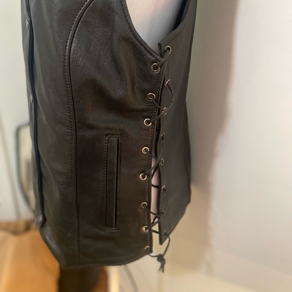 Fox Creek Vintage Womens Motorcycle Vest medium Leather Laced Sides Snap Frnt - Picture 12 of 15